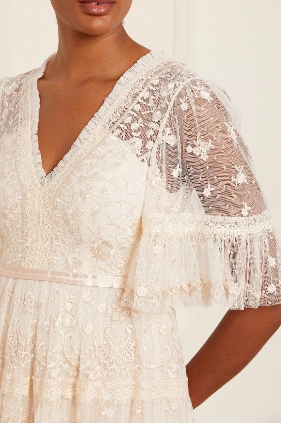 Bridesmaid | Bridal^Needle & Thread Lottie Lace Gown Champagne