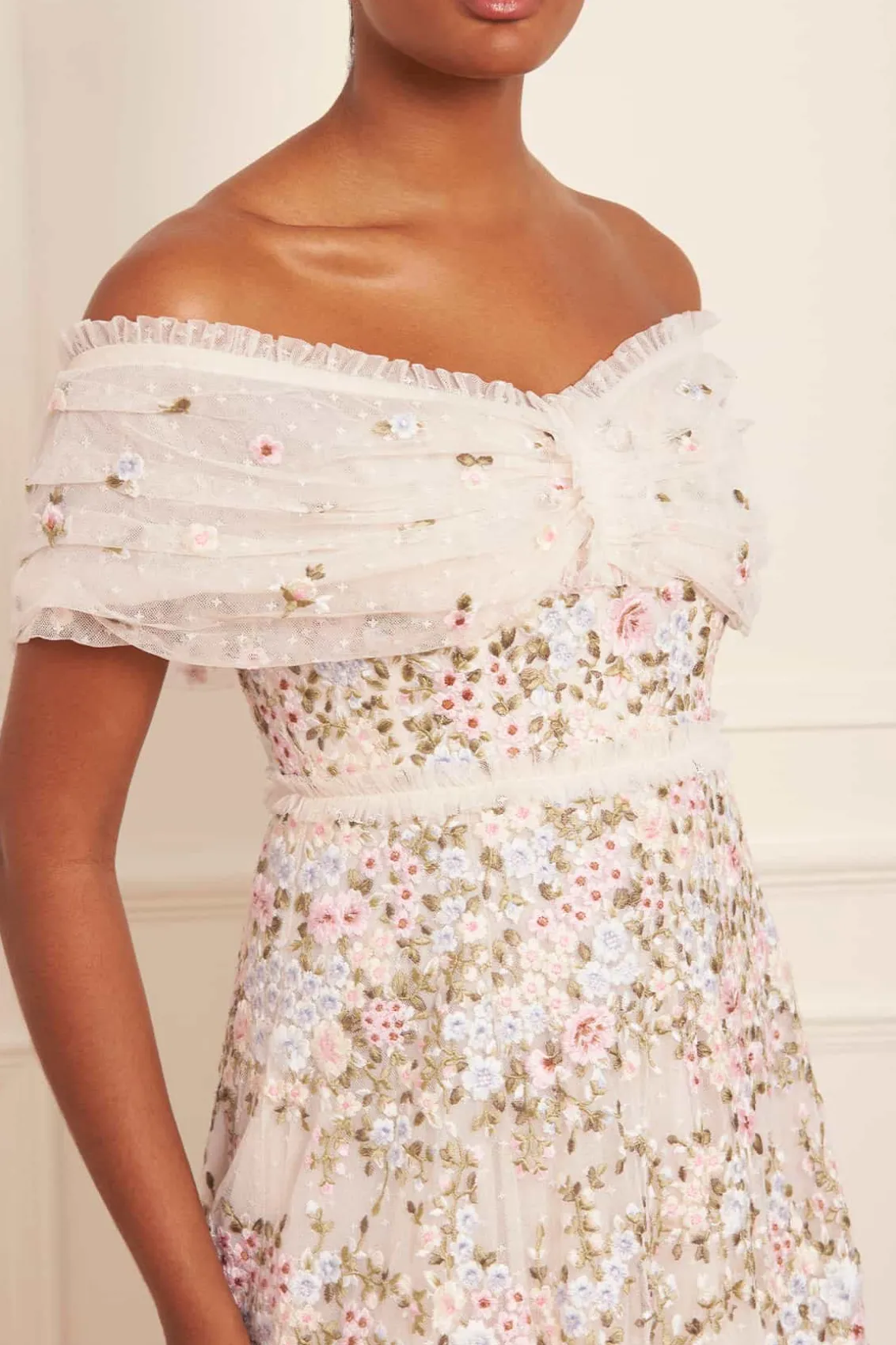 Evening Dresses | Embroidered Dresses^Needle & Thread Lunaria Wreath Off-Shoulder Gown Champagne